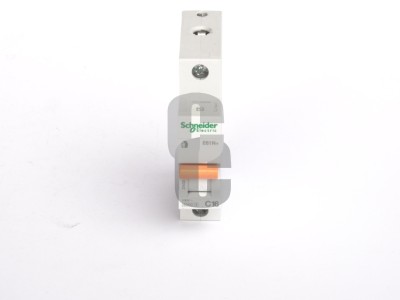 Автоматичен предпазител 16А                                                                                                                                                                                                                                                                                 